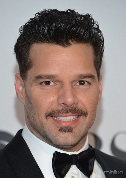 ricky-martin-2012-tony-awards-01